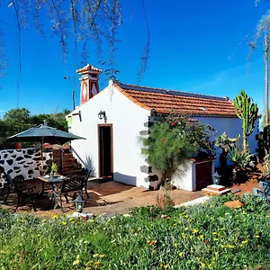 https://el-jaral.in-canary-islands.com